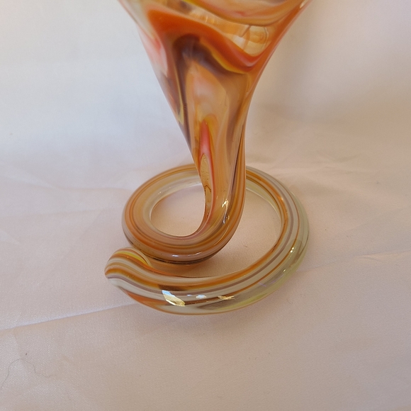 Vintage Sooner Stretch Glass Orange Swirl Serpentine Coil Pedestal Trumpet Vase - Picture 4 of 6